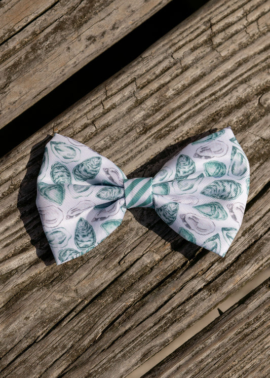 Green Oyster Bow Tie