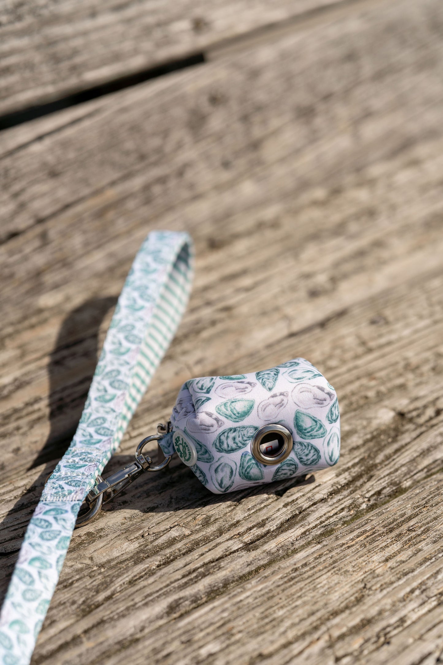 Green Oyster Waste Bag Holder